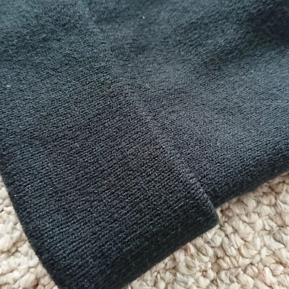 Pugs Unisex Knitted Beanie Winter Hat in Black / One Size